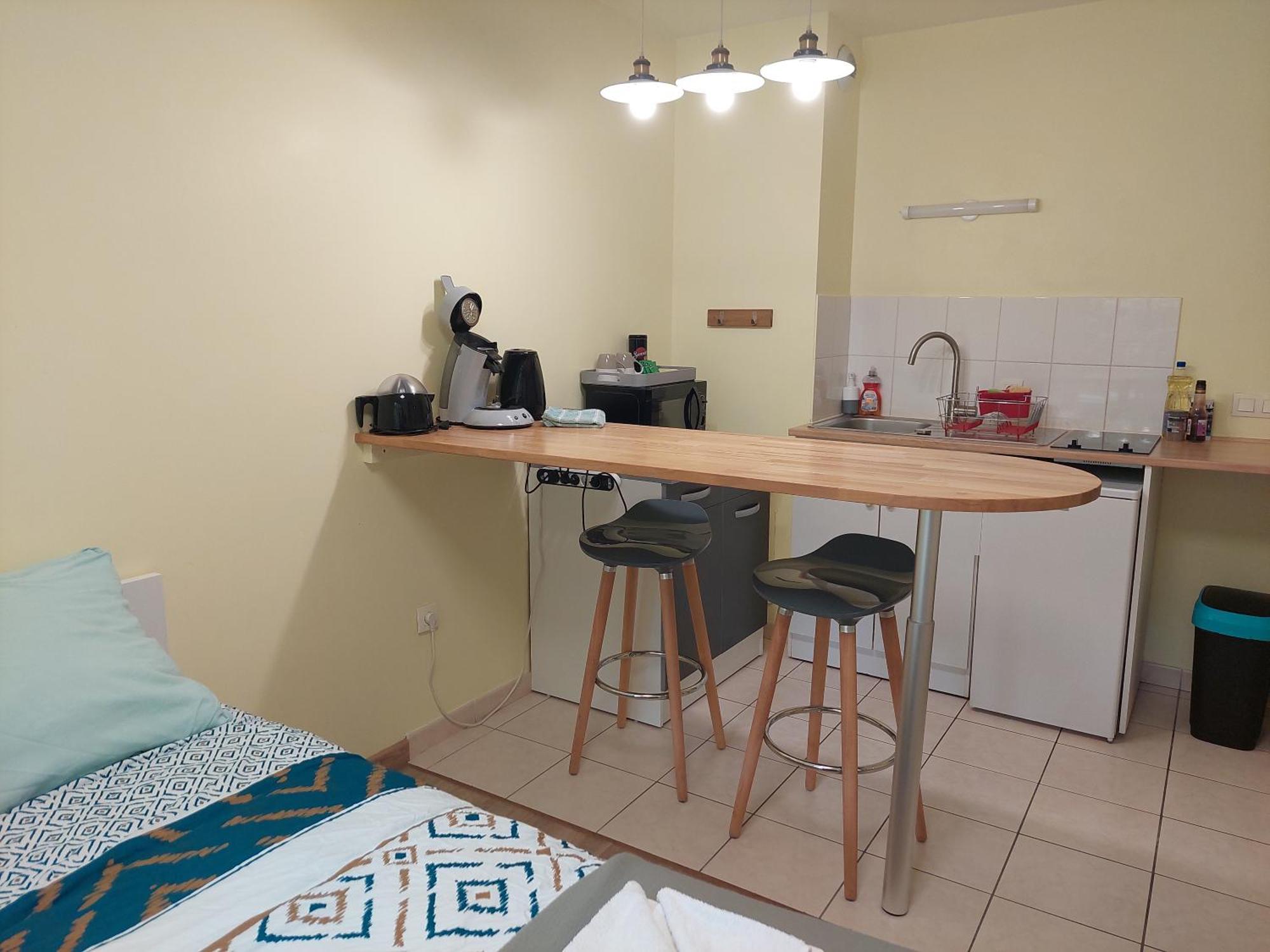 Bonvallet - Studio Paisible Et Chaleureux Avec Balcon Amiens Ngoại thất bức ảnh